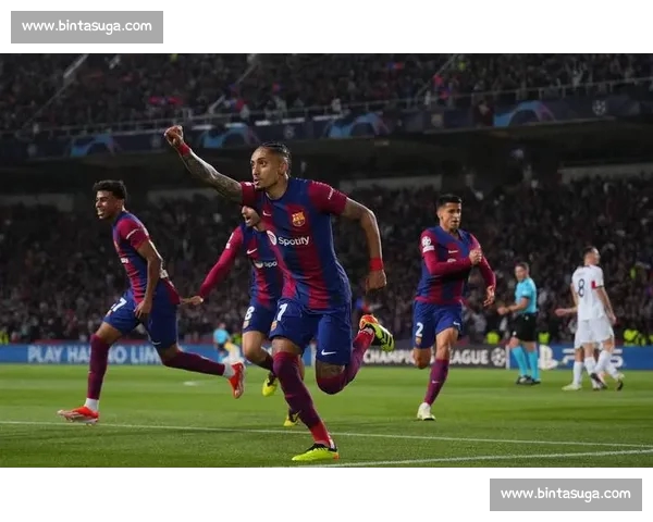 欧冠多场焦点比分揭晓豪门胜负走向引发热议球迷彻夜讨论赛场风云