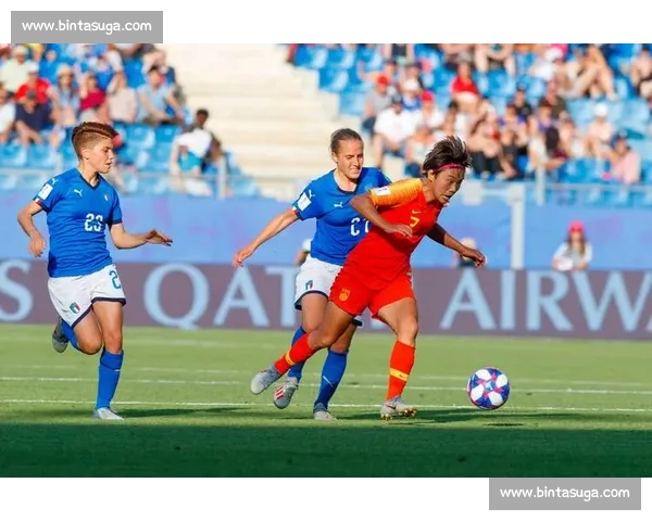 世界杯聚焦:探寻历史背后的荣耀与激情,足球盛宴如何点燃全球热情 世界杯聚焦:探寻历史背后的荣耀与激情,足球盛宴如何点燃全球热情