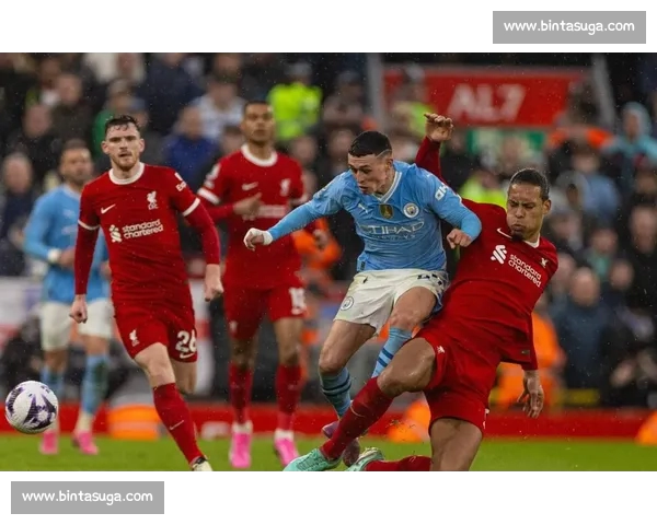 欧冠历史交锋回顾及关键比赛胜负盘点分析